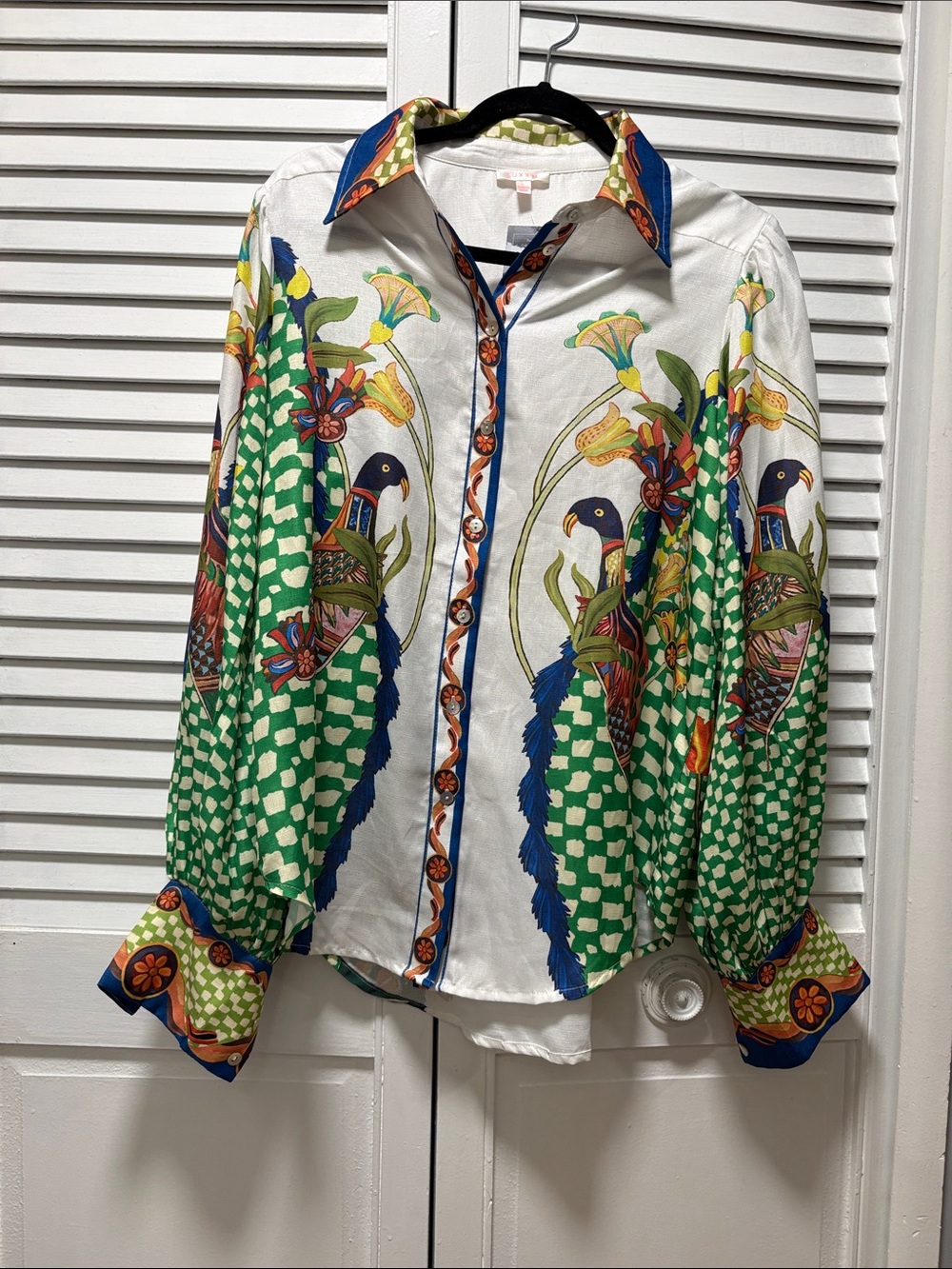 LUXXEL THA PALM BEACH Floral Parrot Print Long Sleeve Button-Up Blouse